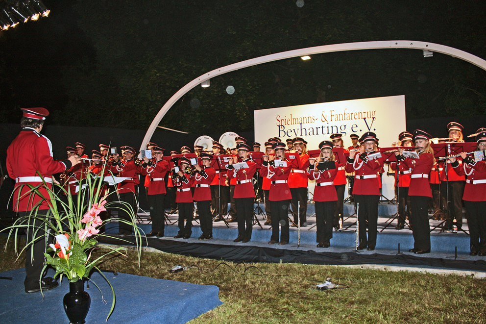 Spielmannszug-Sommerserenade-2011059-Uniform-Neu